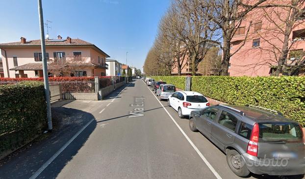 Bilocale 40 mq con posto auto a vedano al lambro