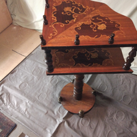 Tavolino vintage triangolare