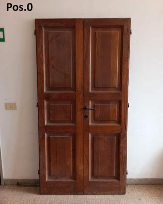Falegnameria in chiusura: porte antiche