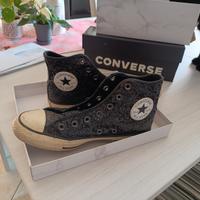 Converse nere con paillettes 