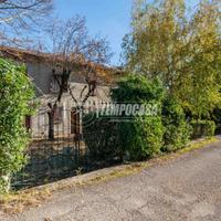 Appartamento indipendente con giardino.