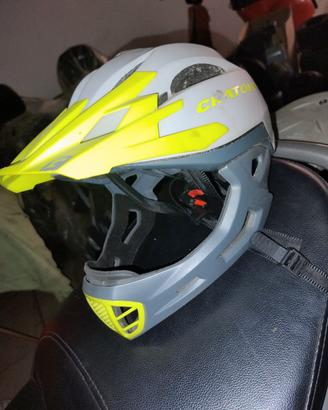 casco bicicletta 