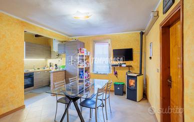 BILOCALE STRADA FONDOVALLE 89, CITERNA, FORNOVO DI