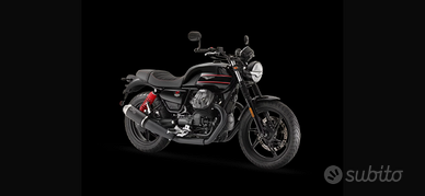 MOTO GUZZI V7 SPECIAL EDITION NERA E ROSSA