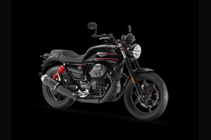 MOTO GUZZI V7 SPECIAL EDITION NERA E ROSSA