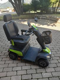 Scooter elettrico INVACARE per anziani