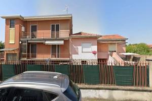Immobile in asta di 111 m² con 2 locali a Lainate