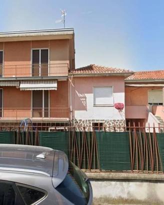 Immobile in asta di 111 m² con 2 locali a Lainate
