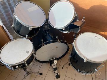 Batteria acustica
