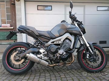 Yamaha mt 09 ABS prima serie
