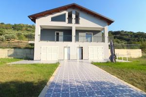 QUADRIFAMILIARE A AGROPOLI