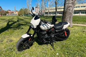 Harley-Davidson Street Rod