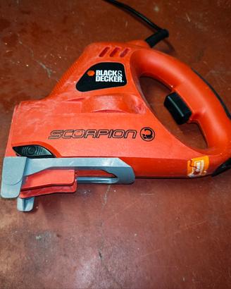 Sega multifunzione Black+Decker Scorpion