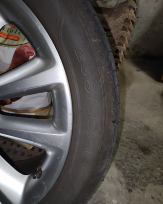 Cerchi in lega più gomme