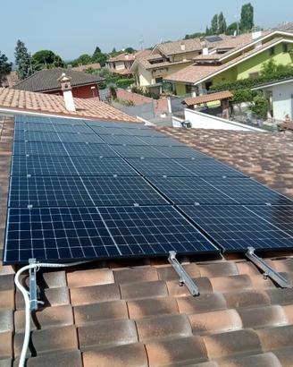 kit fotovoltaico per privati 3KW più 5kWh 