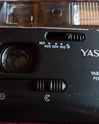 MACCHINA FOTOGRAFICA YASHICA PATIO