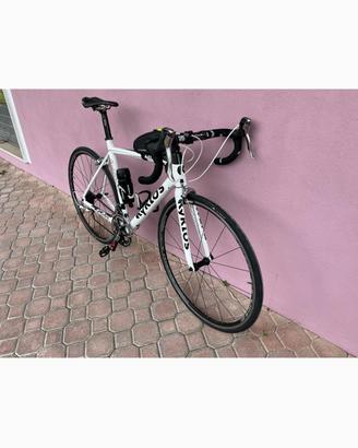 bici da corsa Kyklos