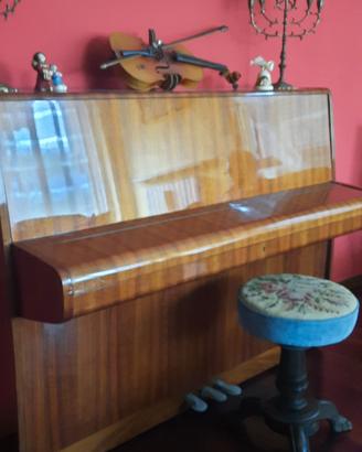 pianoforte  da studio  FUCHS&MOHR