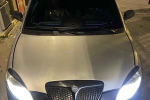 LANCIA YPSILON 2005