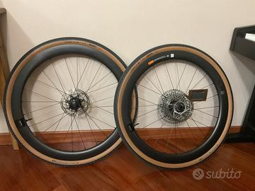 Giant SLR 2 ruote in carbonio