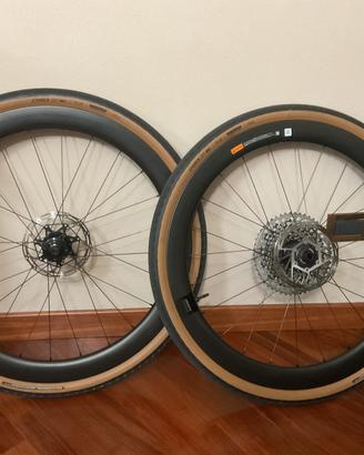 Giant SLR 2 ruote in carbonio