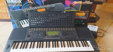 Tastiera YAMAHA PSR-520+adattatore+copritastiera