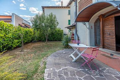 Casa singola con giardino, Selci, SL/053