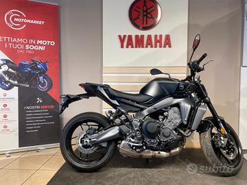 Yamaha MT-09 TECH BLACK My 2026 PRONTA CONSEGNA