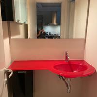 Mobile bagno con rubinetteria e pensile abbinato