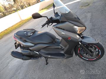 yamaha xmax 400 momo