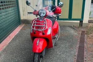 Vespa GTS300
