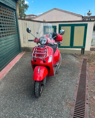 Vespa GTS300