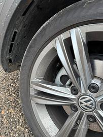 Goodyear 215/50 R18 92W gomme