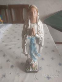 madonna di Lourdes in resina 