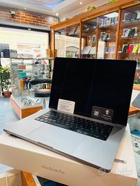 MacBook pro 16 2023 16GB RAM 1TB SSD M2 pro