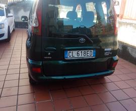 TOYOTA Verso-S - 2003