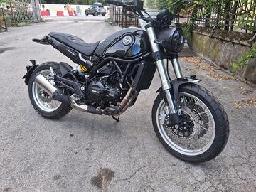 BENELLI LEONCINO 502 T BLACK BICILINDRICA