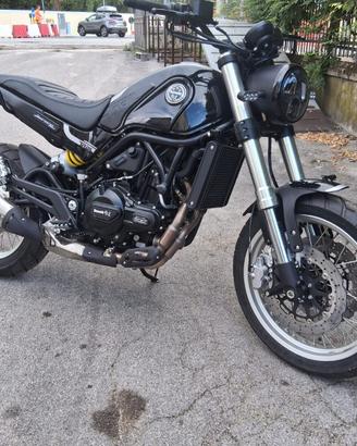 BENELLI LEONCINO 502 T BLACK BICILINDRICA