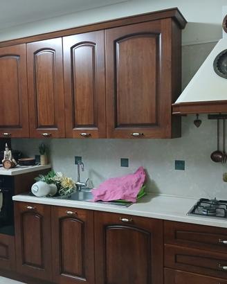 Cucina completa in legno classico-trattabile
