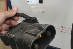 carica batteria muletto 