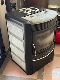 stufa a pellet extraflame in pietra ollare 11KW