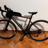 Bici gravel Focus Atlas 8.7 in carbonio