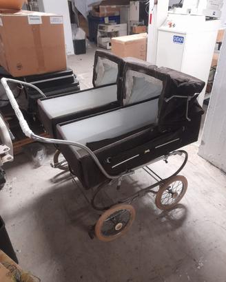 Passeggino Gemellare, Carrozzina per Gemelli