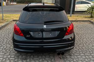 Peugeot 207 GTi le mans series