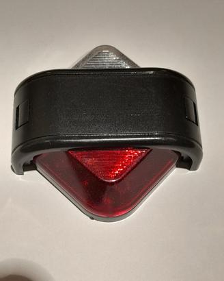 Luce ingombro vintage bianco, rosso.