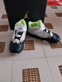 Scarpe Jordan Maxi Aura 4