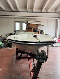 Motoscafo crestiner rocket