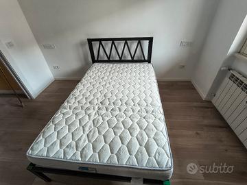 Letto una piazza e mezza completo ottime con