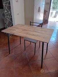 tavolo e 4 sedie