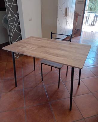 tavolo e 4 sedie